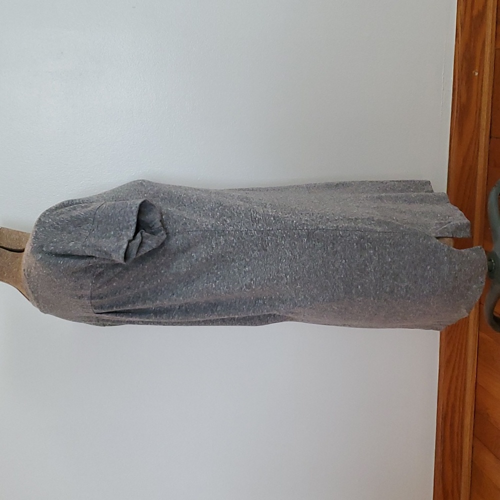 3/$15 Z Supply crew neck long tee size small